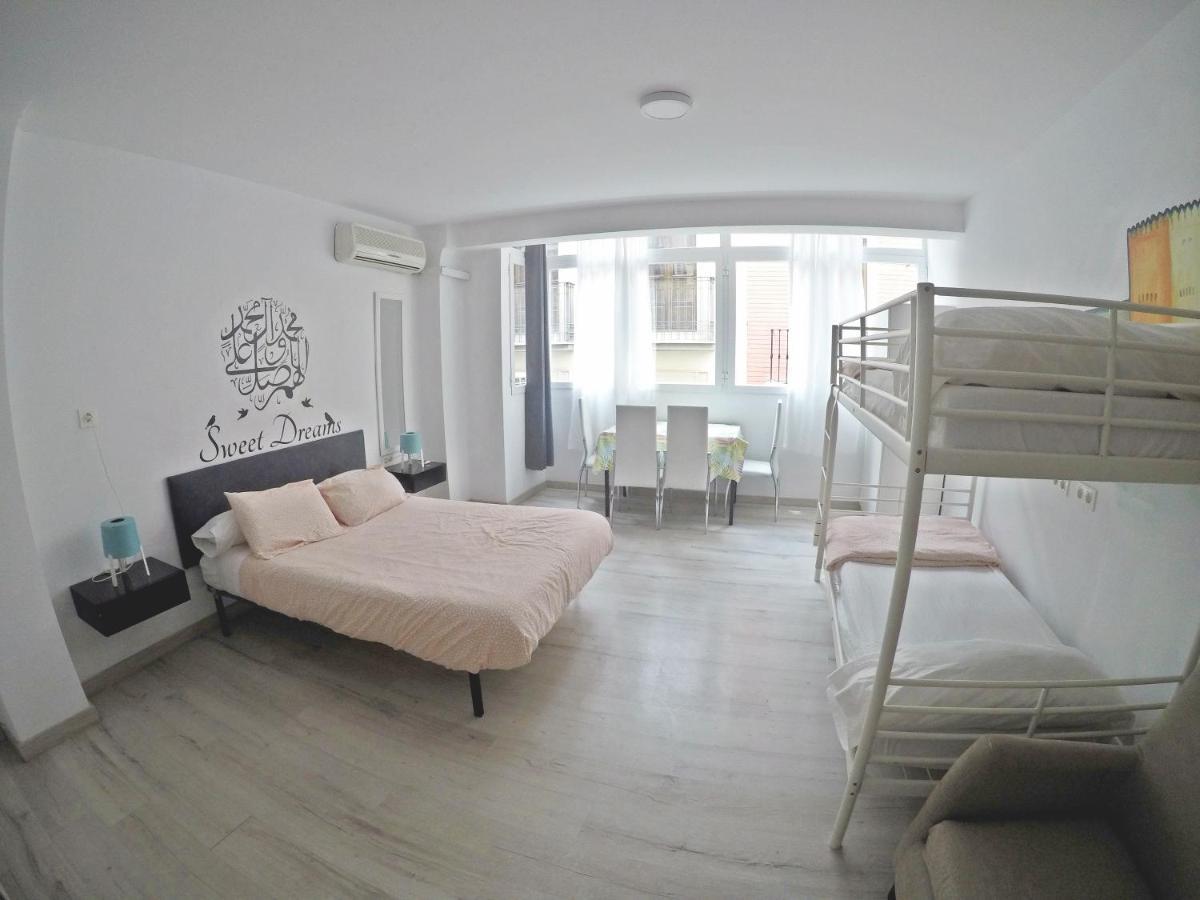 Mesonhomes Suites Center - Stay & Work Granada Bagian luar foto