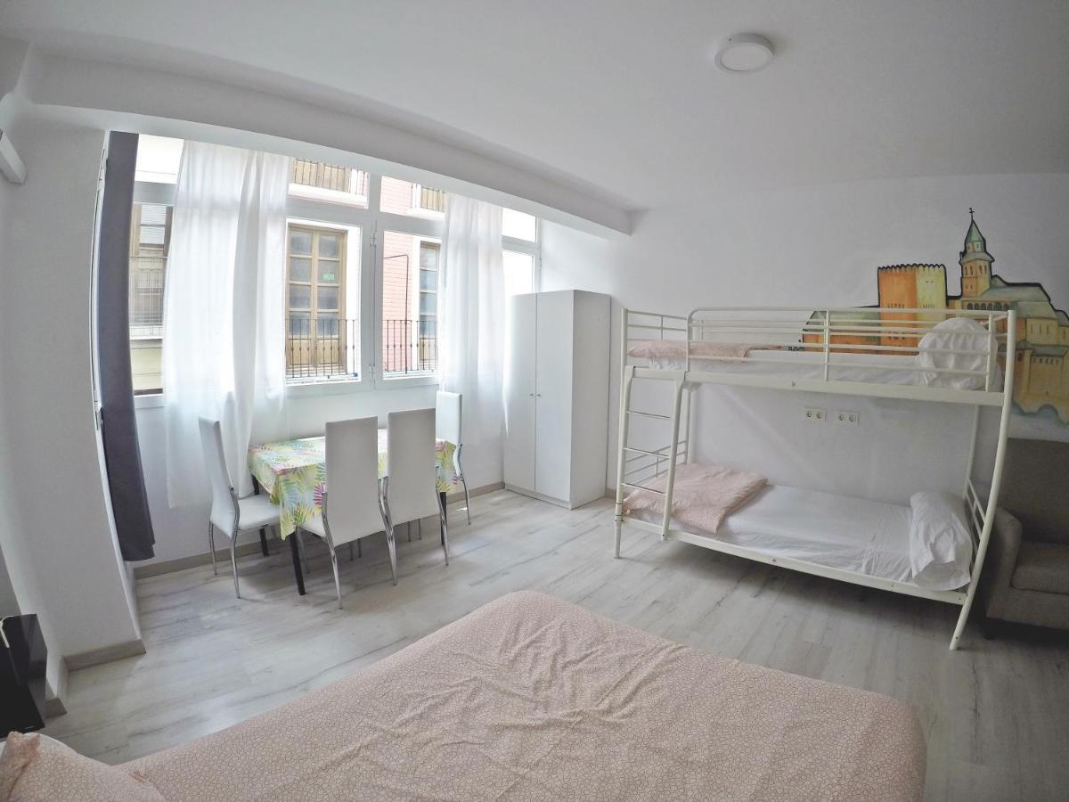 Mesonhomes Suites Center - Stay & Work Granada Bagian luar foto
