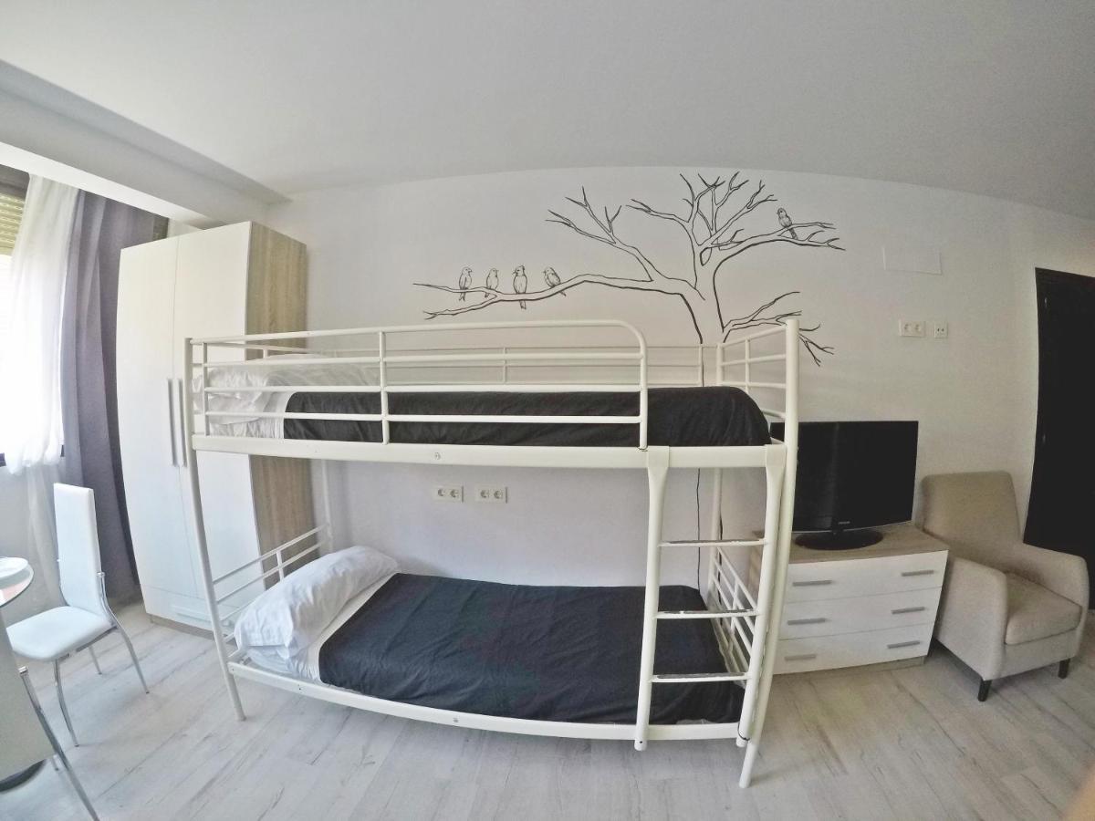 Mesonhomes Suites Center - Stay & Work Granada Bagian luar foto
