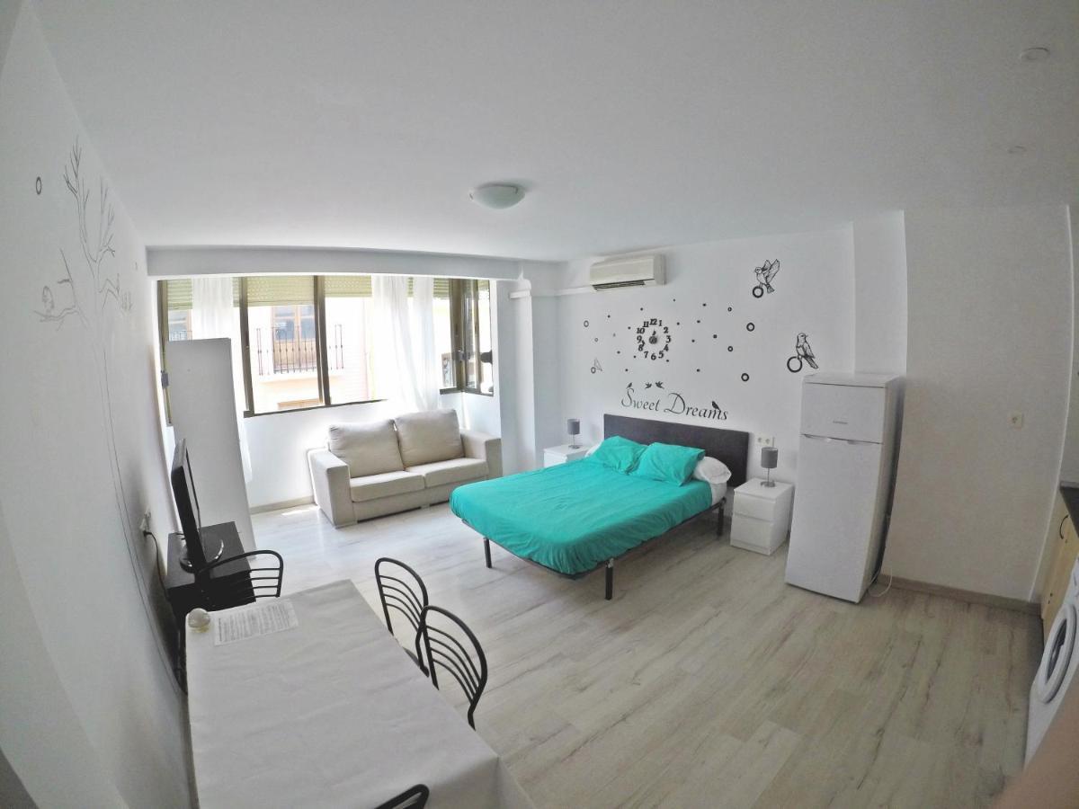 Mesonhomes Suites Center - Stay & Work Granada Bagian luar foto