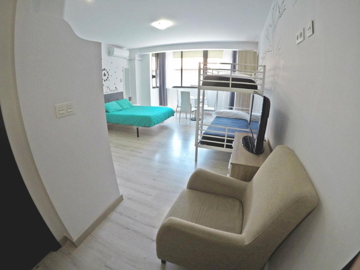 Mesonhomes Suites Center - Stay & Work Granada Bagian luar foto