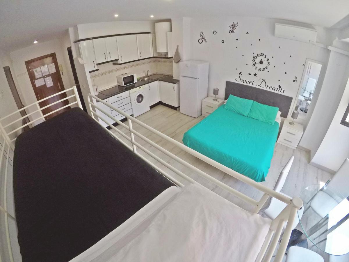 Mesonhomes Suites Center - Stay & Work Granada Bagian luar foto
