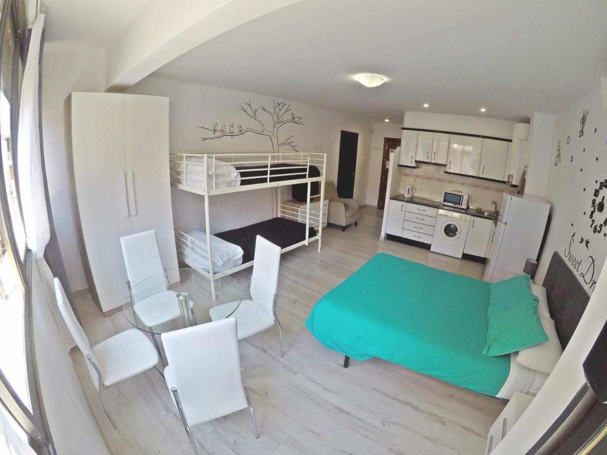 Mesonhomes Suites Center - Stay & Work Granada Bagian luar foto